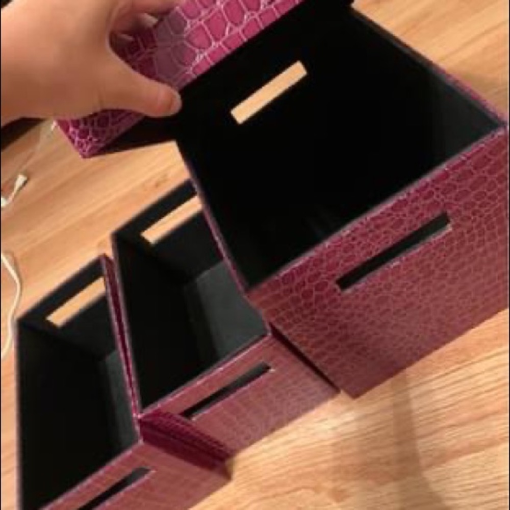 Storage boxes - Picture 3 of 3
